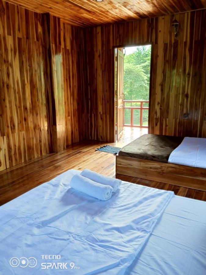 Eco Farm Stay And Hostel Нонгкио Экстерьер фото