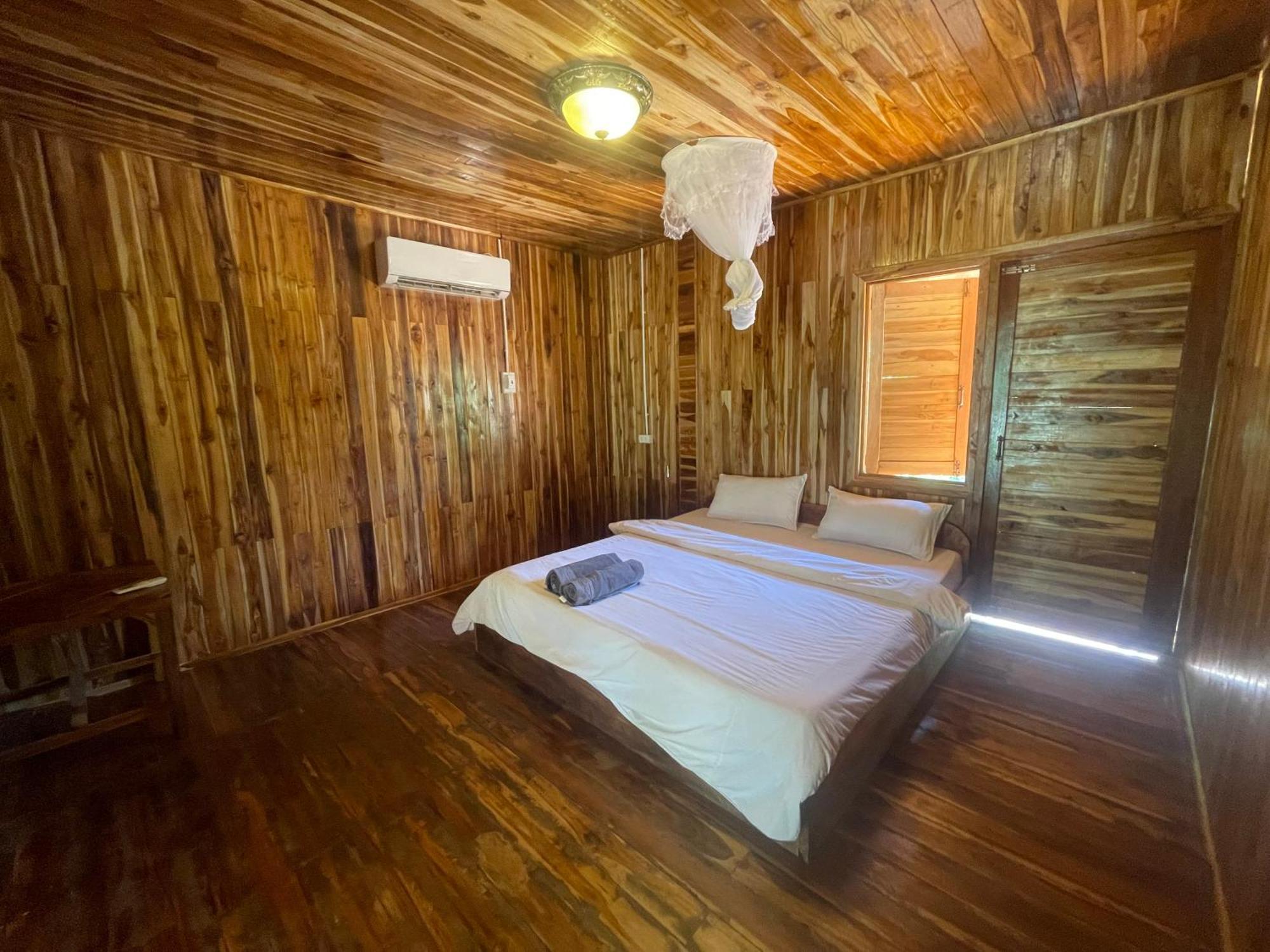 Eco Farm Stay And Hostel Нонгкио Экстерьер фото